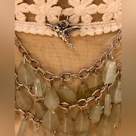 White lace choker bib styles/green stones & bracelet - Picture 2 of 4